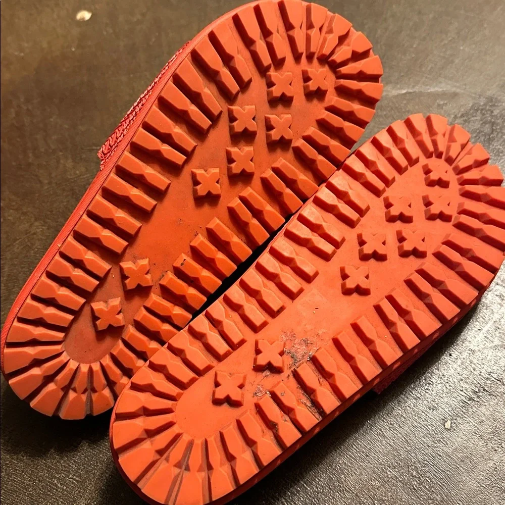 Aldo Fiery Red Orange Slides